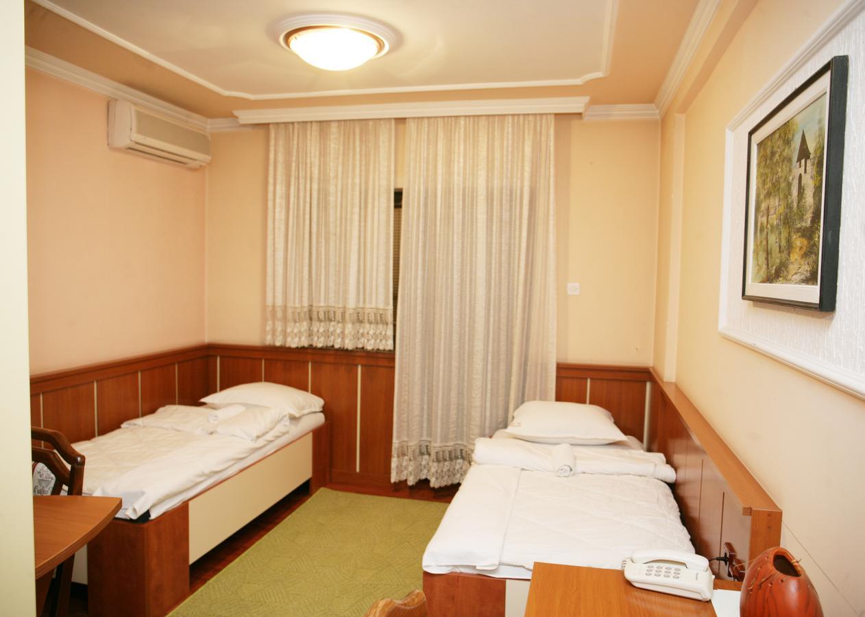 Motel Nana Banja Luka Extérieur photo