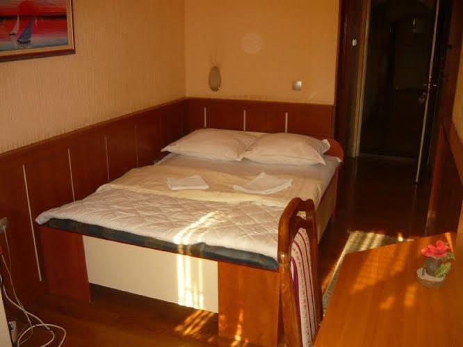 Motel Nana Banja Luka Extérieur photo